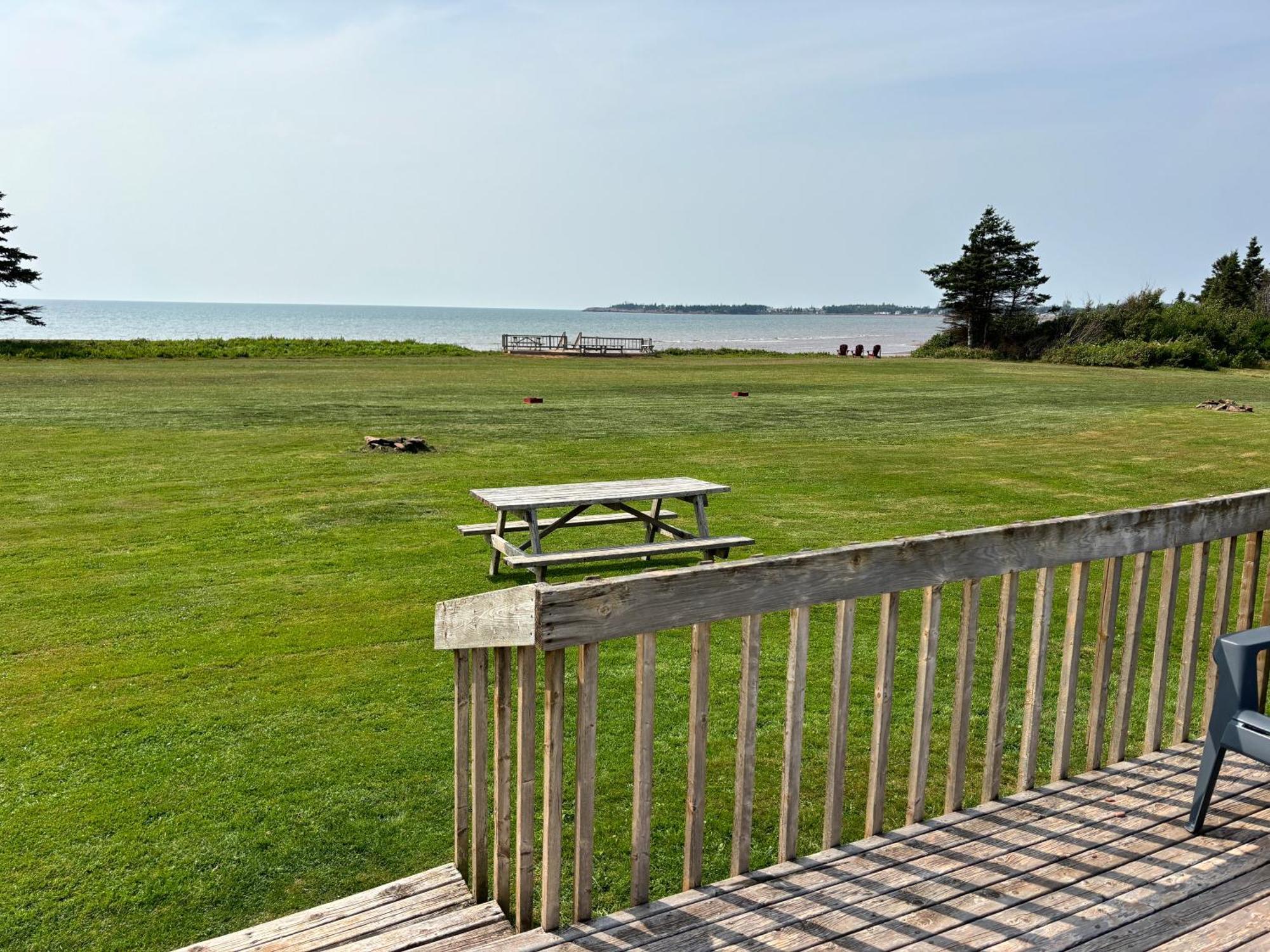 Cottages On Pei-Oceanfront Bedeque Exterior foto